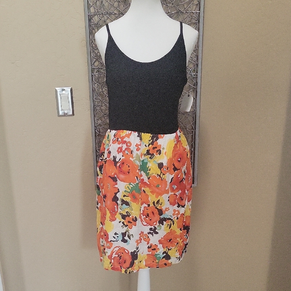 Caslon Casual Summer Spaghetti Strap Floral Contrast Dress